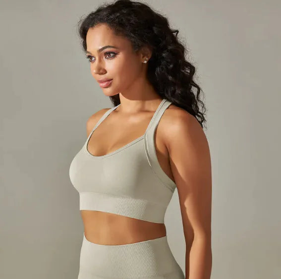 FormFemme Seamless Lifting Workout Bra